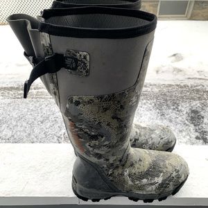 Men’s lacrosse hunting boot size 11